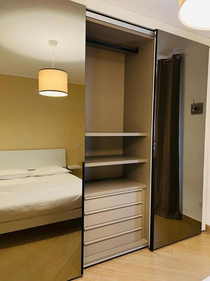 Comecasa Modern Apartment In Historical Centre Асти Екстериор снимка