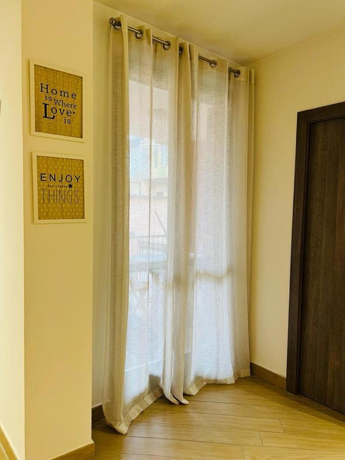Comecasa Modern Apartment In Historical Centre Асти Екстериор снимка