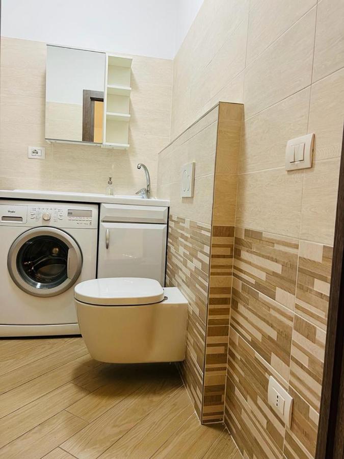 Comecasa Modern Apartment In Historical Centre Асти Екстериор снимка